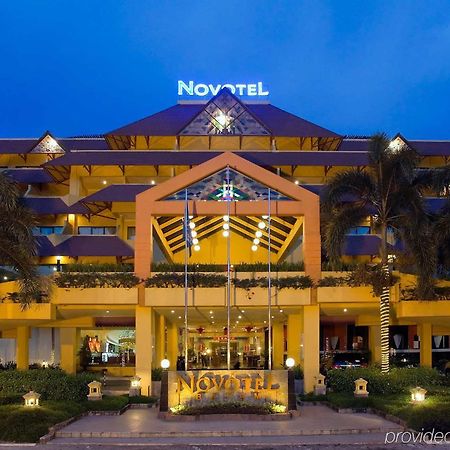 Отель Ap Premier Batam Нагоя Экстерьер фото